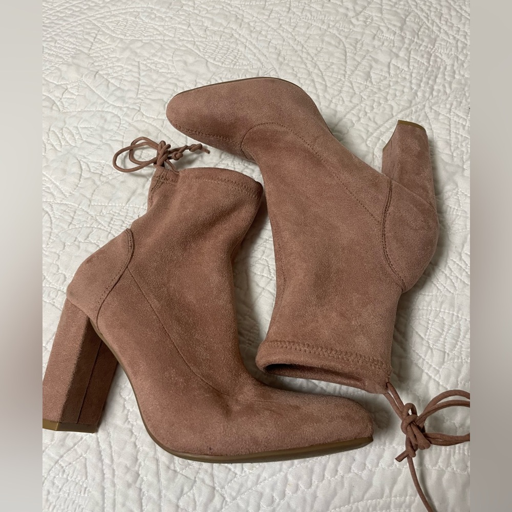 Cutie booties